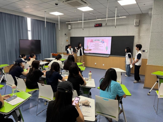 韩国学生与全北学院学生文化互动 韩国学生与全北学院学生文化互动